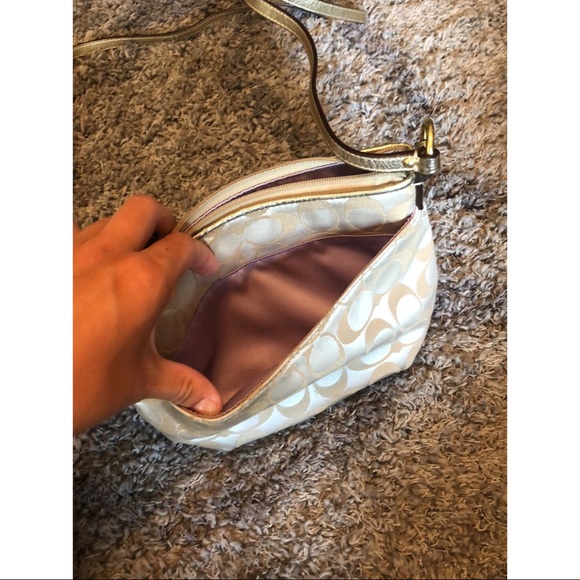 Coach satchel - Picture 2 of 3